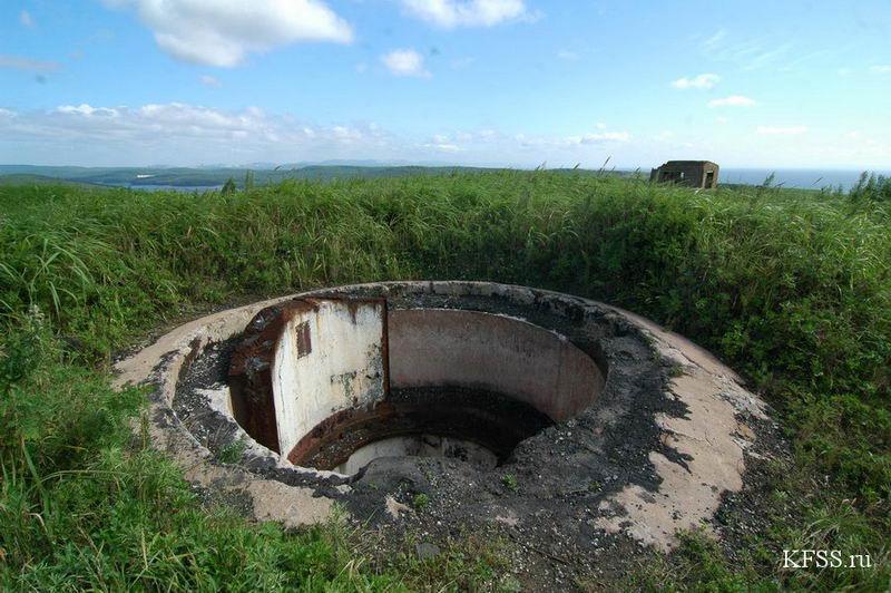 командный пункт Ворошиловской батареи, остров Русский